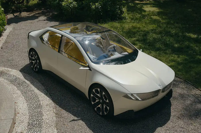 BMW previews future EVs with Vision Neue Klasse concept